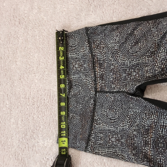 Lululemon - Picture 6 of 8